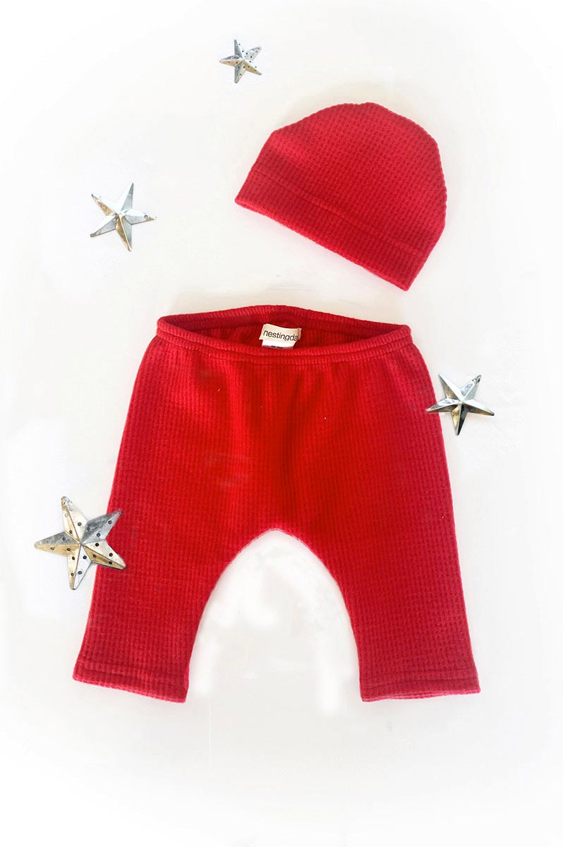 Baby Pants &amp; Hat - Newborn Set | Red Waffle